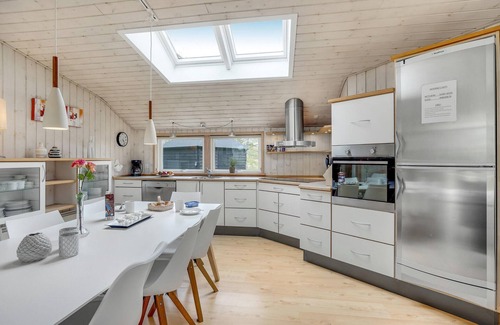 Hulsig House | Stunning home in Skagen with WiFi