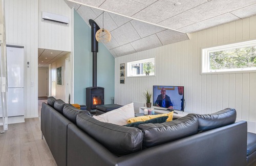 Ringkøbing-Skjern Municipality House | Stunning home in Skjern with kitchen