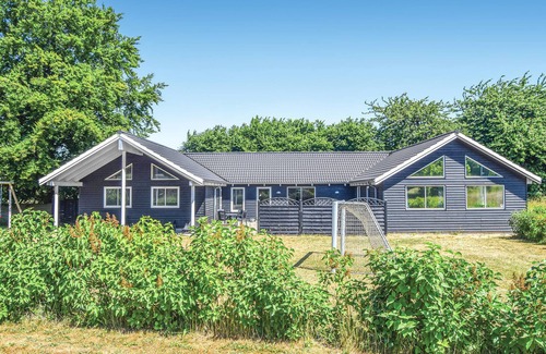 Lohals House | Stunning home in Tranekær with sauna