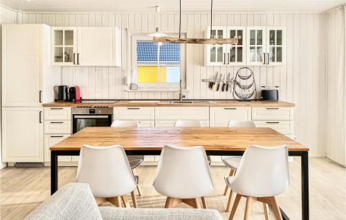 Wandlitz House | Stunning Home In Wandlitz With Kitchen