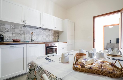 Ponte Buggianese House | Stunning home in Ponte Buggianese
