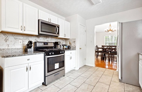 Stone Mountain House | Stunning Home Near Atl with Full Arcade Experience - Sleeps 14