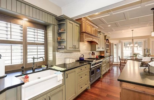 Eastport House | Stunning Home Nestled on the Peninsula of Eastport