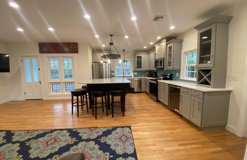 Branford Center House | Stunning Home on Branford Point