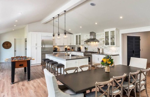 Sonoma House | Stunning home PERFECT for your Sonoma getaway!