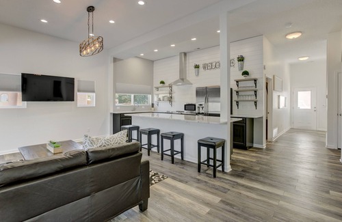 Central Colorado Springs House | Stunning Home 1mile from Downtown: Book Fast!