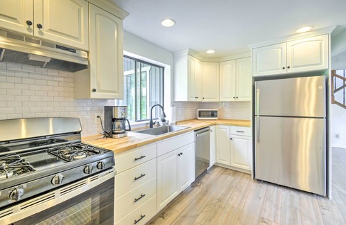 Belfair House | Stunning Hood Canal Getaway w/Private Deck!