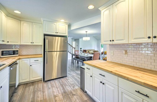 Belfair House | Stunning Hood Canal Getaway w/Private Deck!