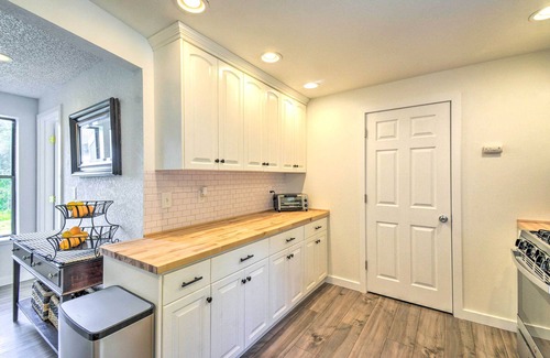 Belfair House | Stunning Hood Canal Getaway w/Private Deck!
