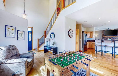 Grand Elk Ranch House | Stunning house w/mountain views, free WiFi, outdoor activities
