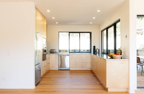 Kaiteriteri House | Stunning Kaiteriteri Holiday Home