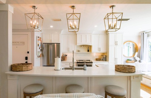Kiawah Island Condo | Stunning Lagoon Views. Short Walk to Beach. Newly Renovated Villa w/Terrific Natural Light.