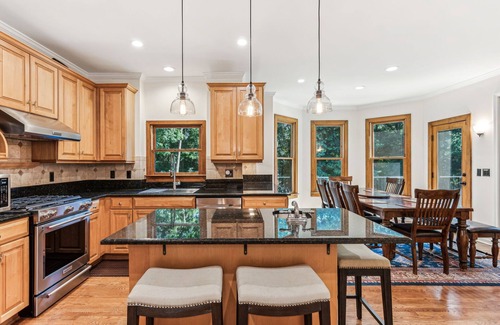 Gainesville House | Stunning Lake Front Estate With Private Deep Water Dock and Private Cove