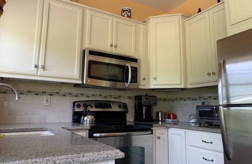 Saratoga Springs House | Stunning lake views and amenities galore 5 minutes from the track!