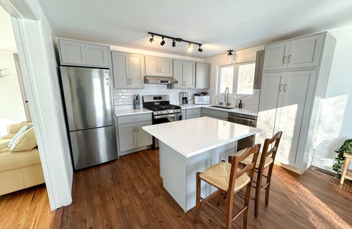 Skaneateles House | Stunning Lake Views! Country Side Retreat