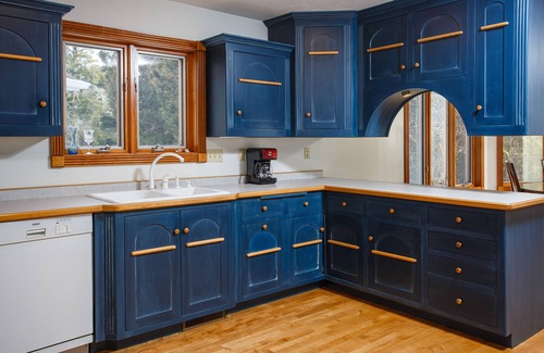 Baileys Harbor House | Stunning Lakefront with private sand beach- boardwalk to water!