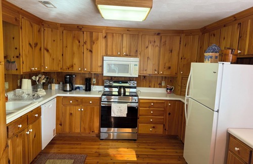 Moneta House | Stunning LAKEFRONT family retreat. HOT TUB,DOCK, PET FRIENDLY, COVERED BOAT SLIP