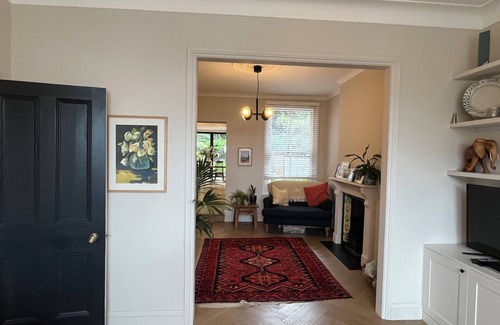 Crofton Park House | Stunning Large London Townhouse Brockley Great Transport 4 bedrooms 3 bathrooms