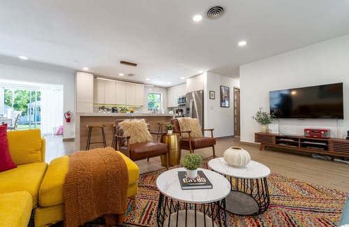 Imperial Point House | Stunning Lauderdale Family Oasis