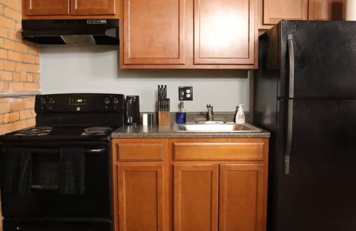 Detroit Apartment | Stunning loft in brilliant Downtown Detroit ! Free Parking