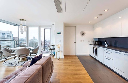 Chaucer Apartment | Stunning London View Flat