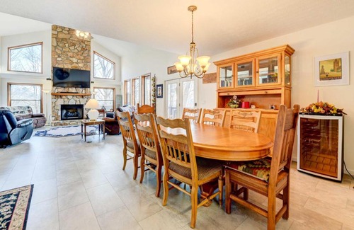 Maggie Valley House | Stunning Maggie Valley Getaway with Decks, Fire Pit!