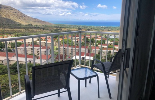 Makaha Condo | Stunning Makaha: Fabulous ocean view. Free parking, A/C and wifi. Sparkling pool