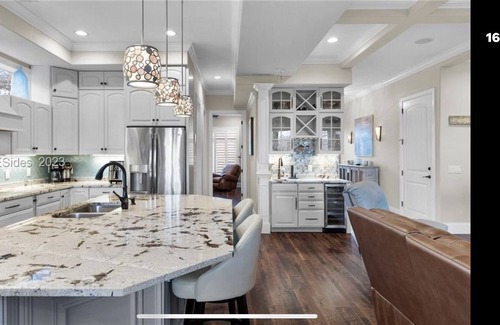Moss Creek House | Stunning Marsh View 4B/3B Home Overlooking Sound