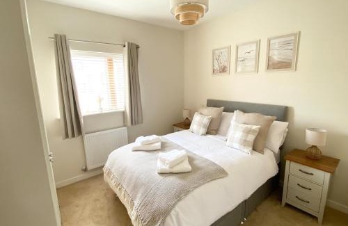 Portishead Apartment | Stunning Marina Apartment