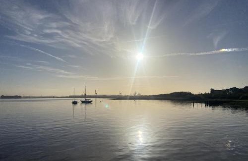 Portishead Apartment | Stunning Marina Apartment