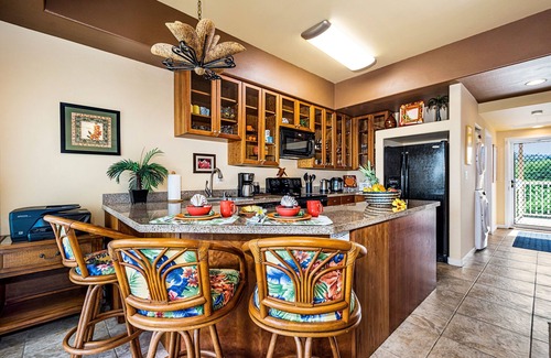 Kahaluu Bay Condo | Stunning Modern Condo Across Street from Turtle Beach, Learn to Snorkel or Surf!