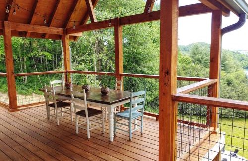 Cullowhee House | Stunning Modern Rustic Lake Retreat PRVT BOAT SLIP