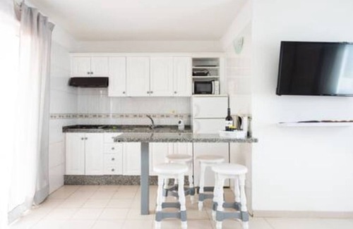 Frontera Apartment | Stunning Mountain View Studio Frontera
