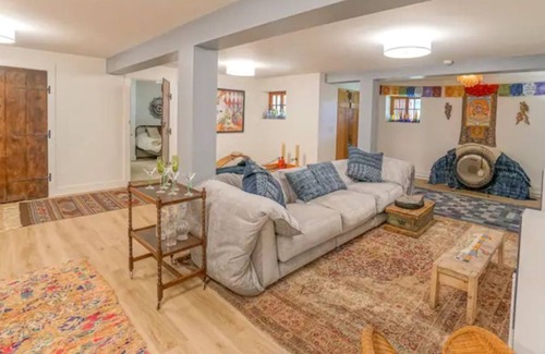 Gold Hill House | Stunning Mountain Views from Private & Tranquil Tudor Log Home