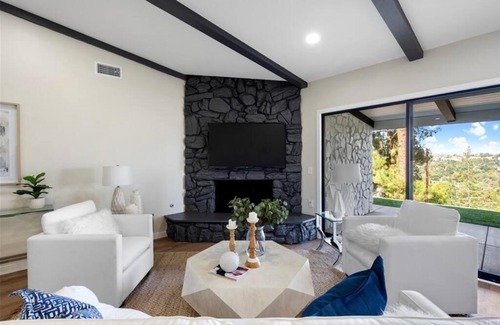 Woodland Hills Villa | Stunning mountainside home with an incredible view