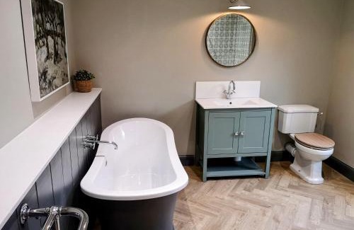 New Forest District House | Stunning New Forest Cottage close to Paultons Park