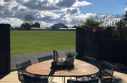 Omanu House | Stunning NEW property close to beach, views to Mount, spa and all the mod cons.
