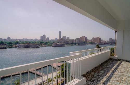 Downtown Cairo Apartment | Stunning Nile & Zamalek View