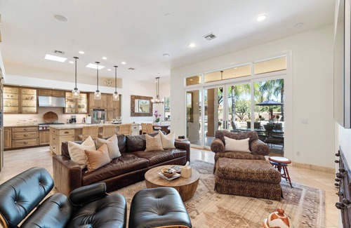 Shadow Hills House | Stunning oasis, spectacular hiking, golf, views & more in Catalina Foothills!