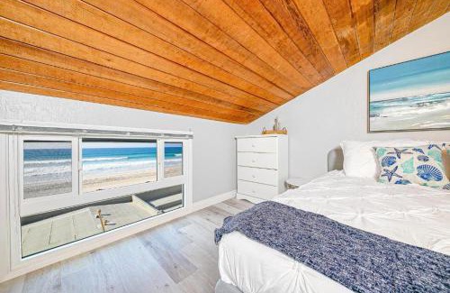 Mission Beach House | Stunning Ocean Views - Recently Renovated Home & Warm Sunsets