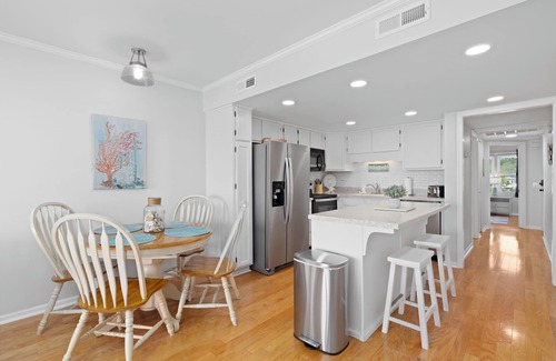 Windy Hill Condo | Stunning Oceanfront View - Perfect Fall Getaway