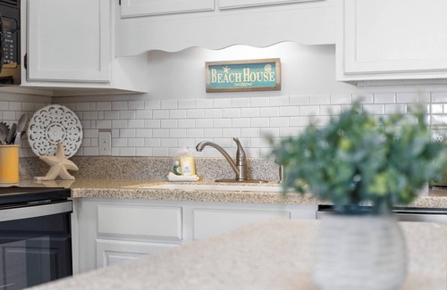 Windy Hill Condo | Stunning Oceanfront View - Perfect Fall Getaway