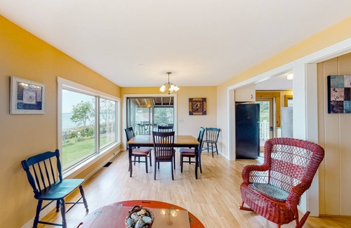 Marlboro House | Stunning Oceanfront Property with Gas Grill, Firepit, WiFi & Washer/Dryer