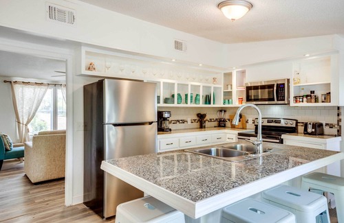 Bayou Grande Villa House | Stunning Pensacola Home, 8 Mi to Downtown!