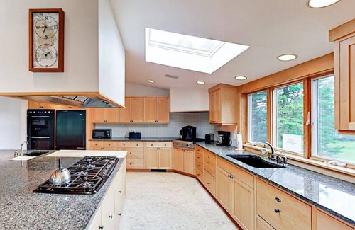 Mount Desert House | Stunning Post Beam Farmhouse on 34 Private Acres