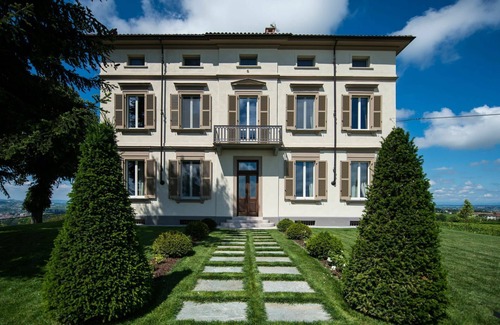 Costigliole d'Asti Villa | Stunning private villa with A/C, private pool, WIFI, TV, patio, panoramic view and parking