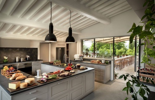 Greve in Chianti Villa | Stunning private villa for 21 guests with private pool, WIFI, A/C and TV