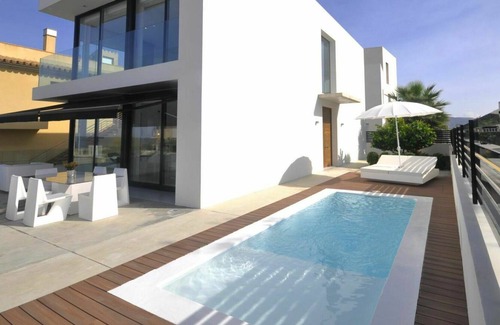 Son Serra de Marina House | Stunning private villa for 6 guests with WIFI, private pool, A/C, TV, pets allowed and parking