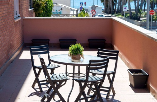Vilassar de Mar House | Stunning private villa for 7 guests with WIFI, TV, terrace and parking