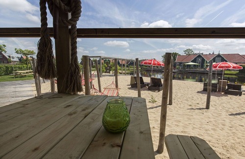 West-Graftdijk House | Stunning private villa for 10 people with pool, WIFI, TV and terrace